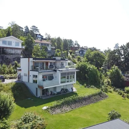 Moderne Bolig, Hoy Standard Og Fantastisk Utsikt