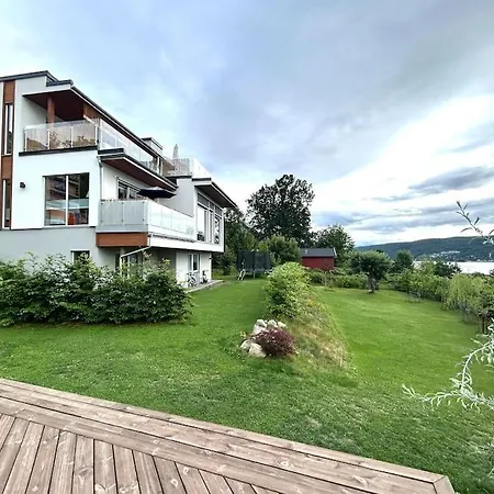 Moderne Bolig, Hoy Standard Og Fantastisk Utsikt *