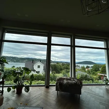 Moderne Bolig, Hoy Standard Og Fantastisk Utsikt فيلة Drøbak